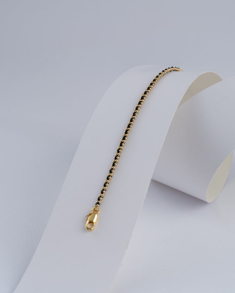 Pulsera Hilo Negro Laminado 15 Cms + Extensor