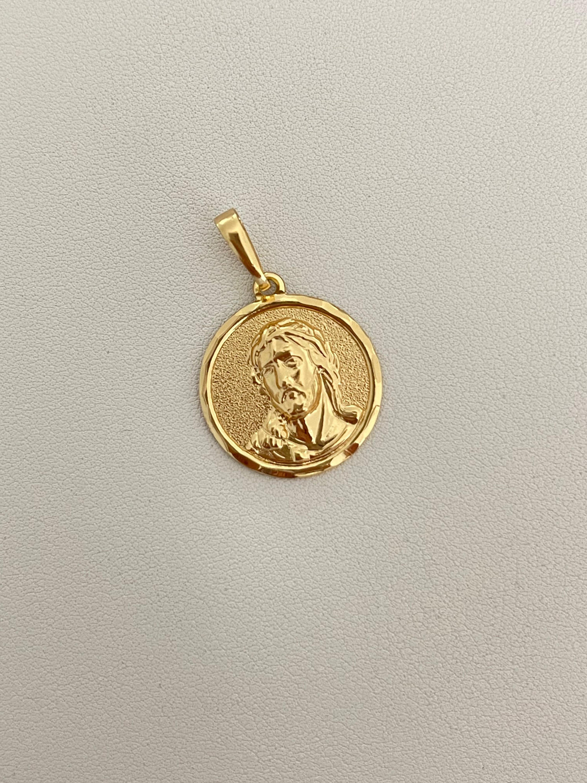 Dije rostro medalla grande exclusive