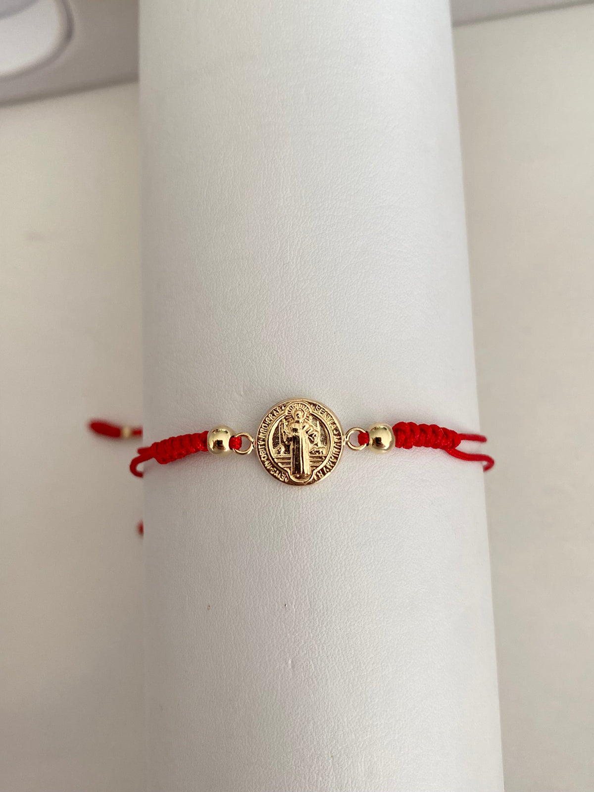 Pulsera San Benito 4mm