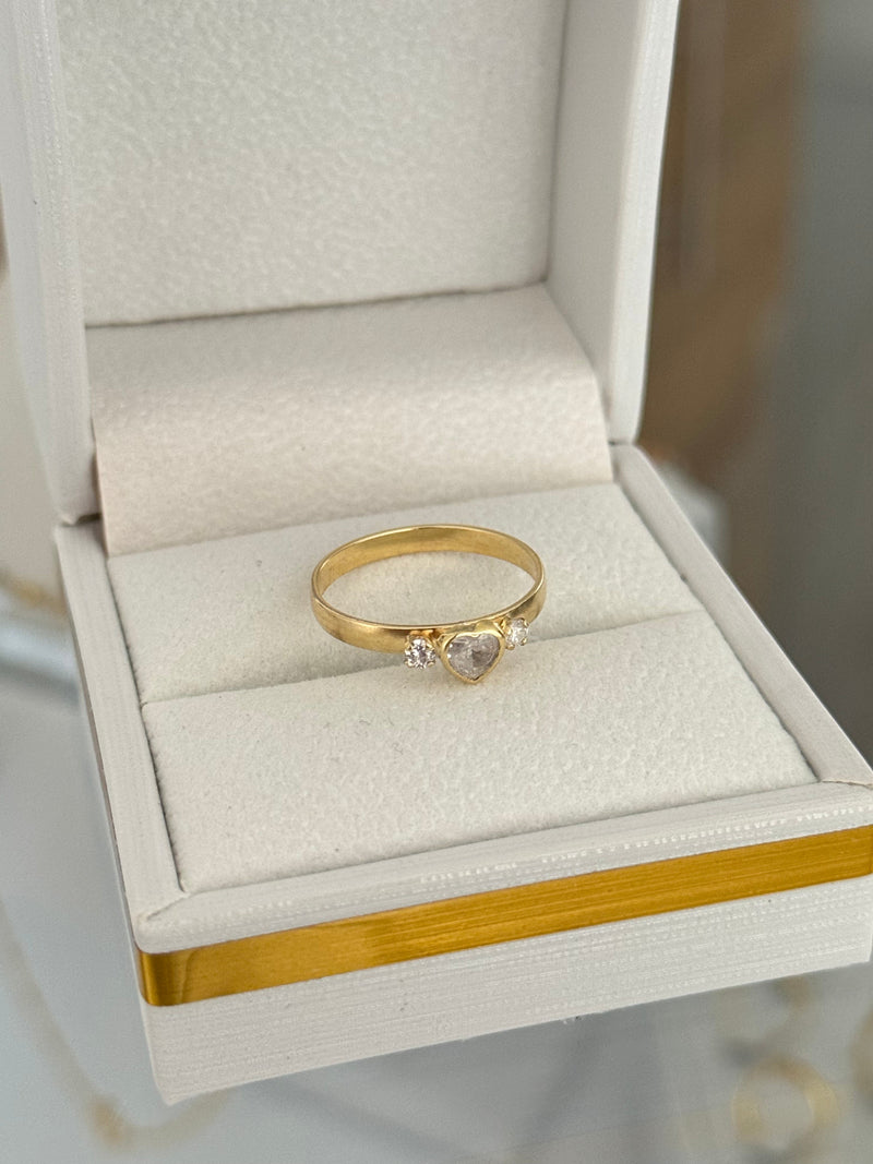 Anillo corazones circones