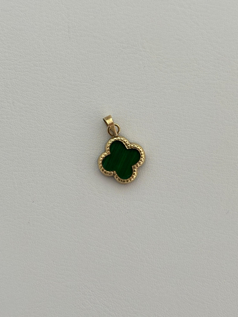 Dije trebol verde