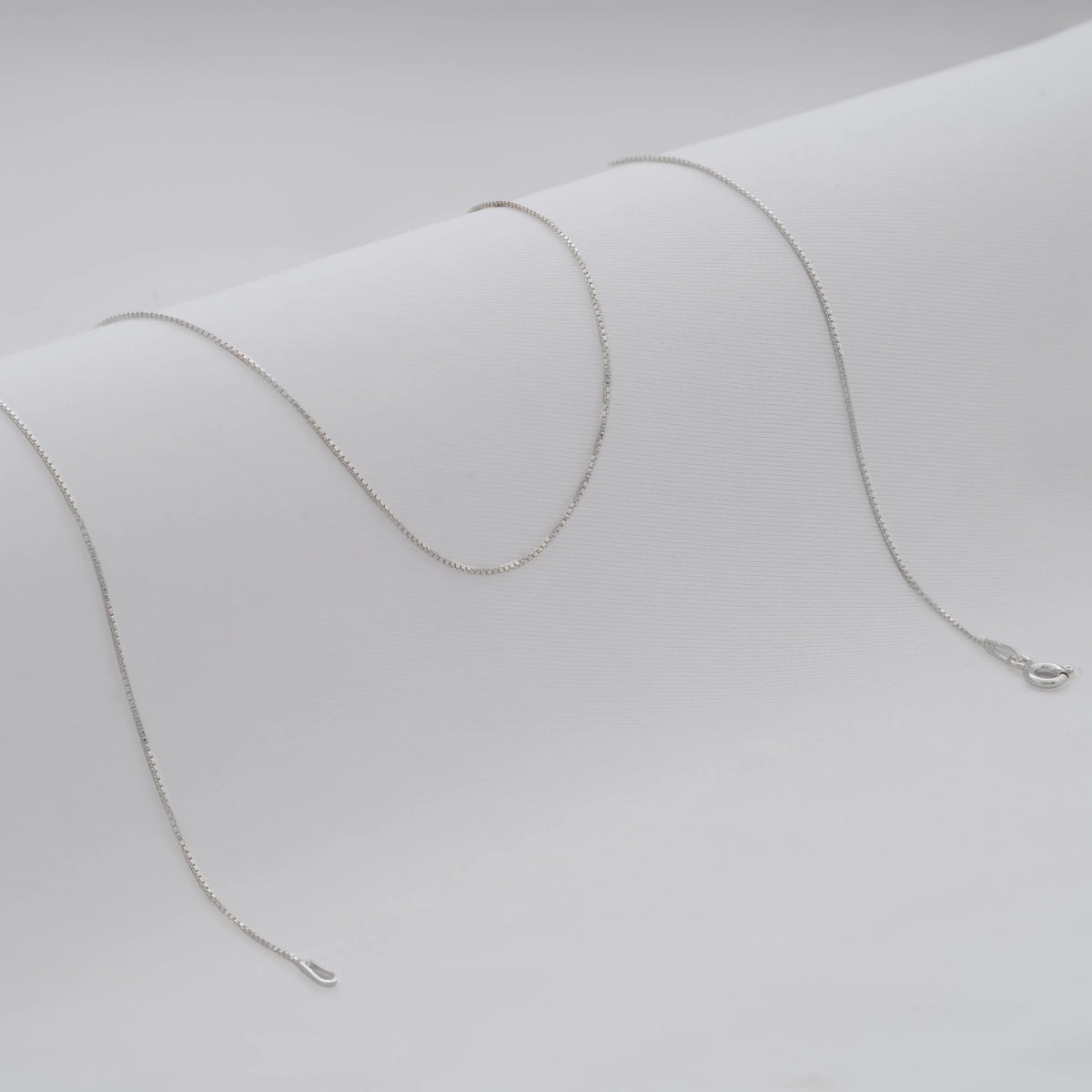 Cadena veneciana 0,6mm 45cms