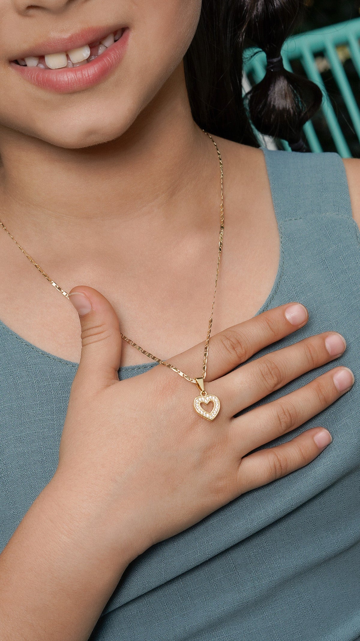 Cadena Escalera ( 45cms ) + Dije Corazon Silueta circones