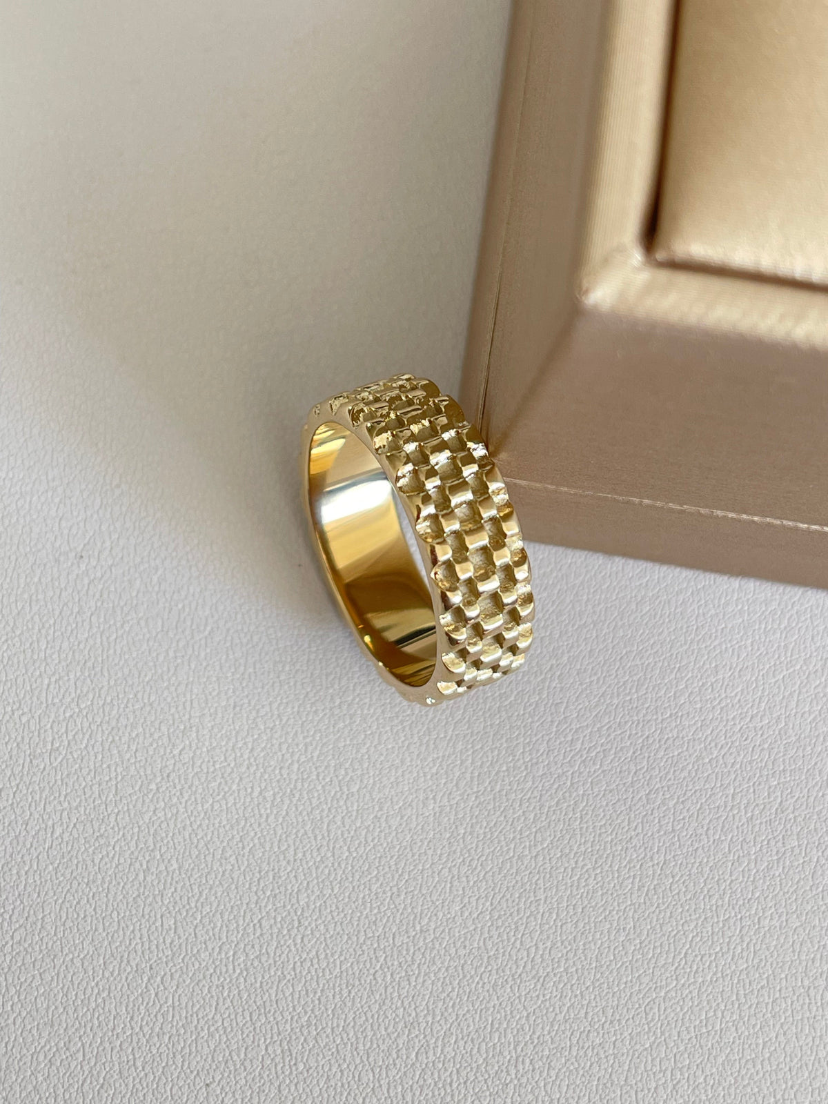 Anillo gladiador alta gama